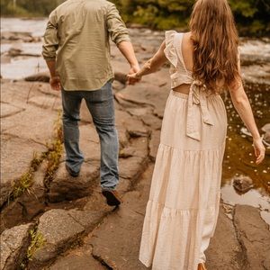 TIERED RUFFLE CUT-OUT BACK MAXI DRESS